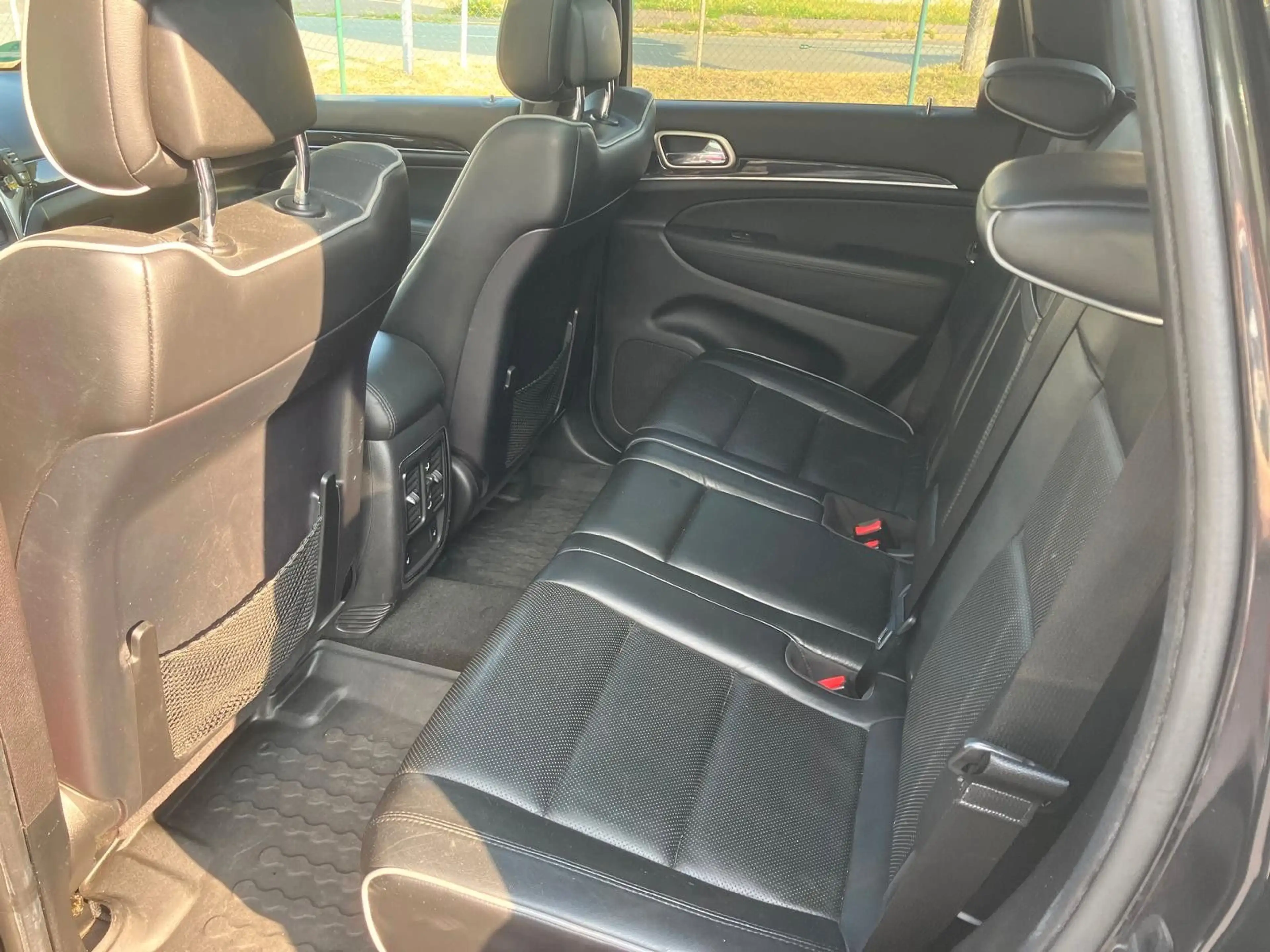 Jeep Grand Cherokee 3.0 CRD Overland — photo 7