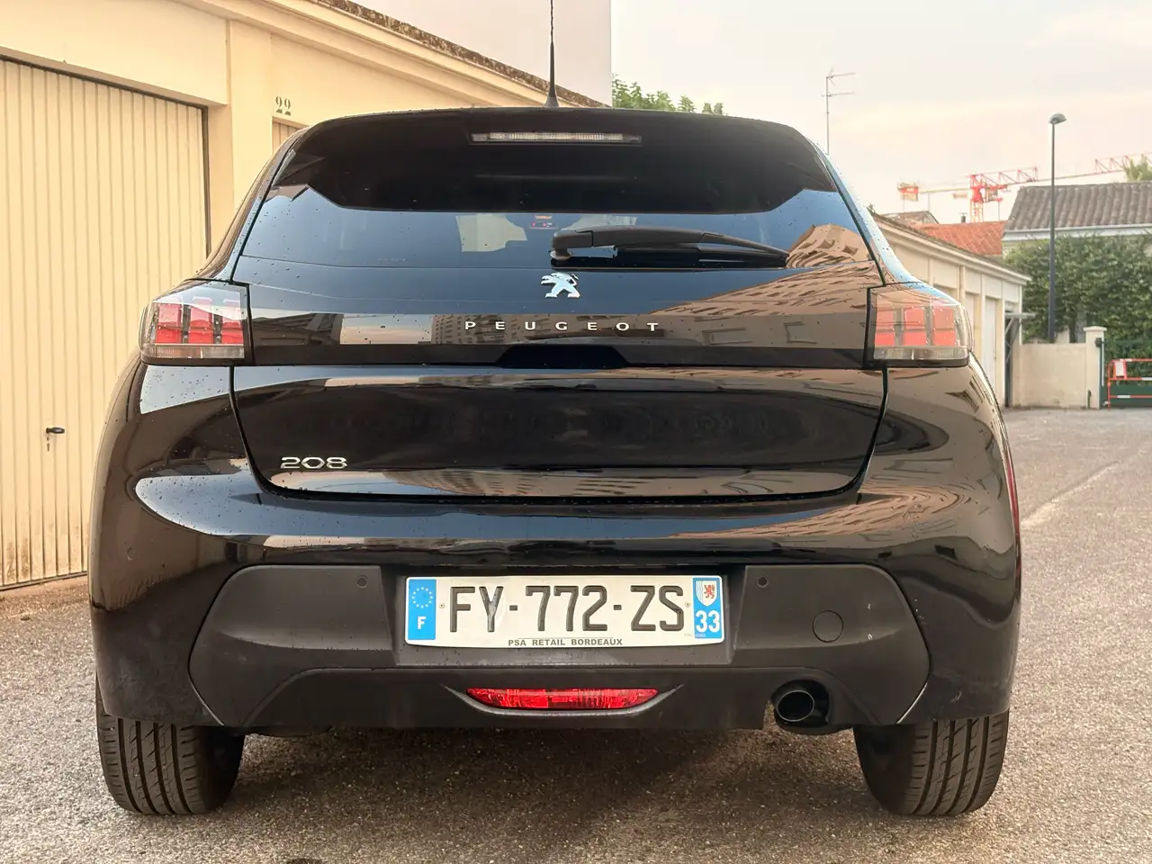 Peugeot 208 208 — photo 3