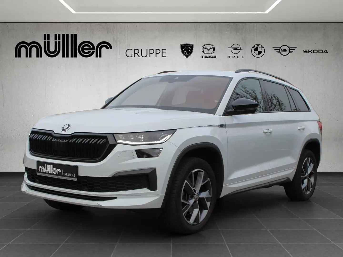 Skoda Kodiaq 2.0 TSI 4x4 DSG Sportline Weiß - 1