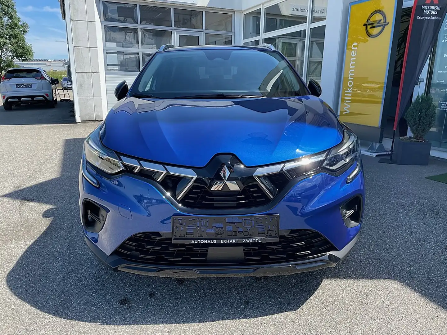 Mitsubishi ASX 1,3 DI-T MHEV Invite 45 Jahre Edition Blau - 2