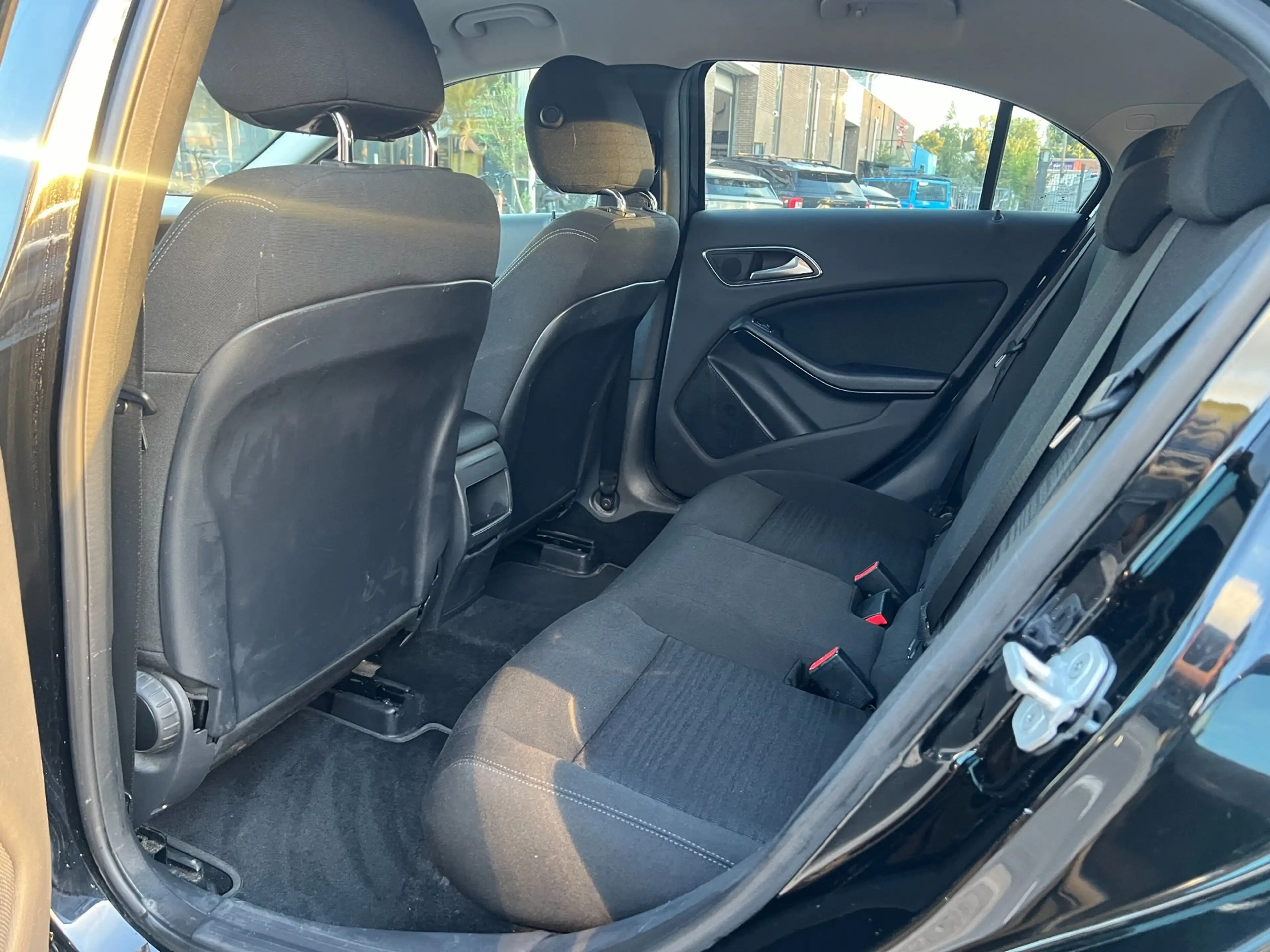 Mercedes-Benz A 180 LED XENON - NETJES - NAP ! — photo 11
