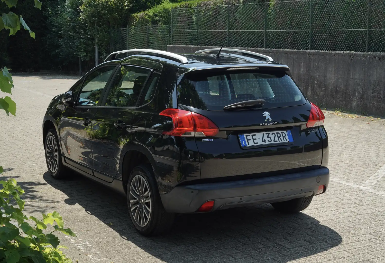 Peugeot 2008 1.6 bluehdi Active 75cv my16 - 1
