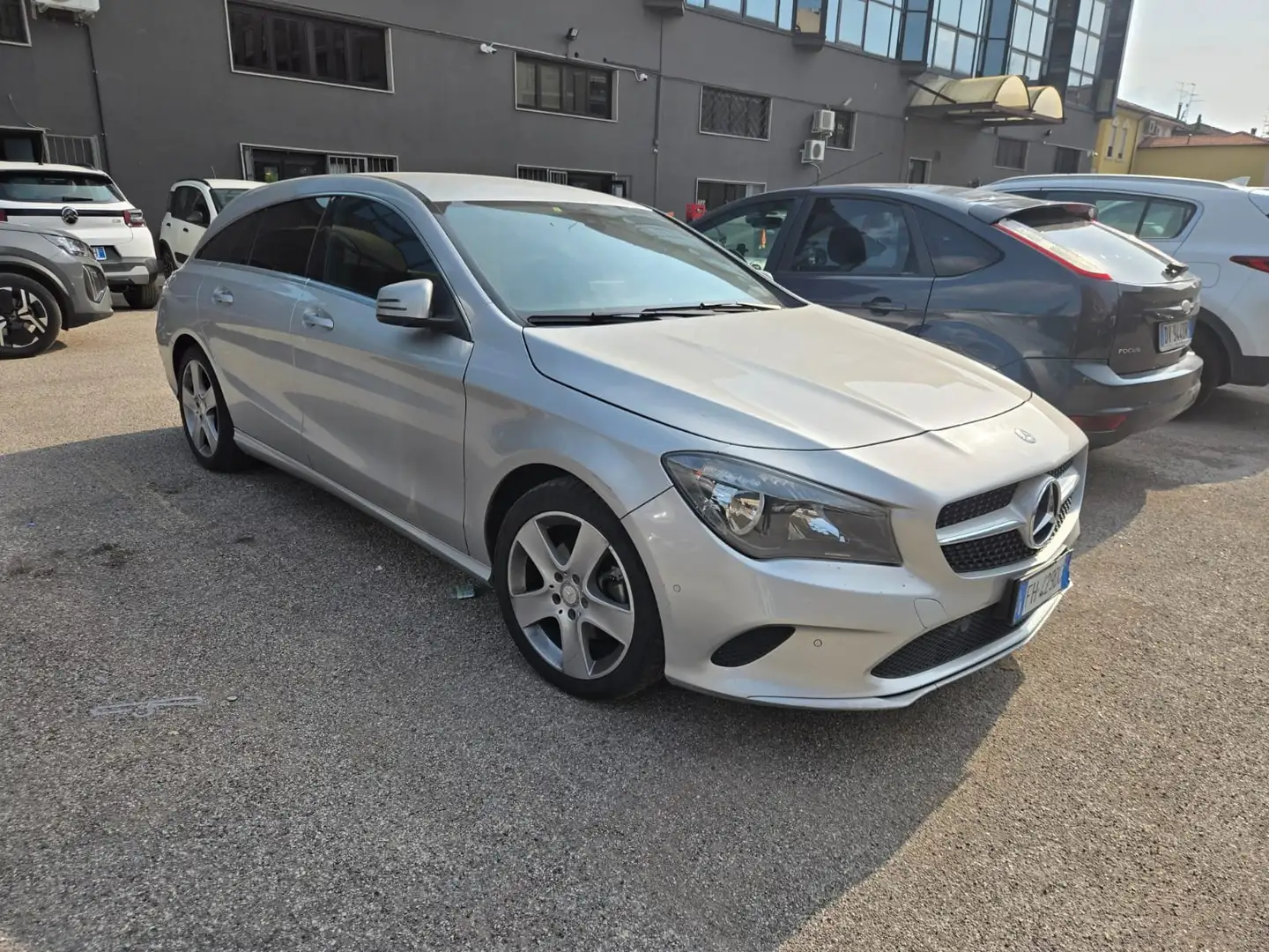 Mercedes-Benz CLA 180 CLA Shooting Brake - X117 PREMIUM Argento - 2