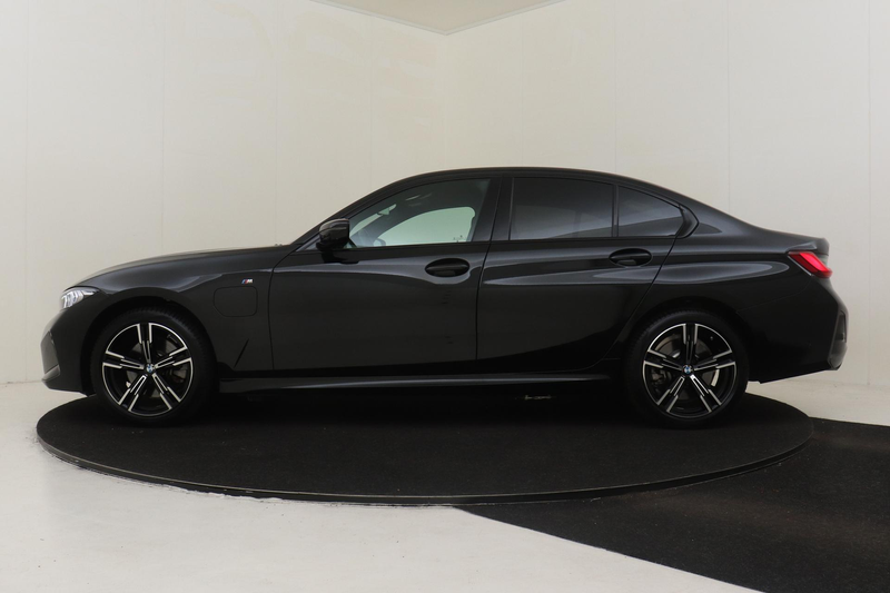 BMW 330 3-SERIE 330E M SPORT EDITION -INNOVATION|COMFORT|A — photo 7