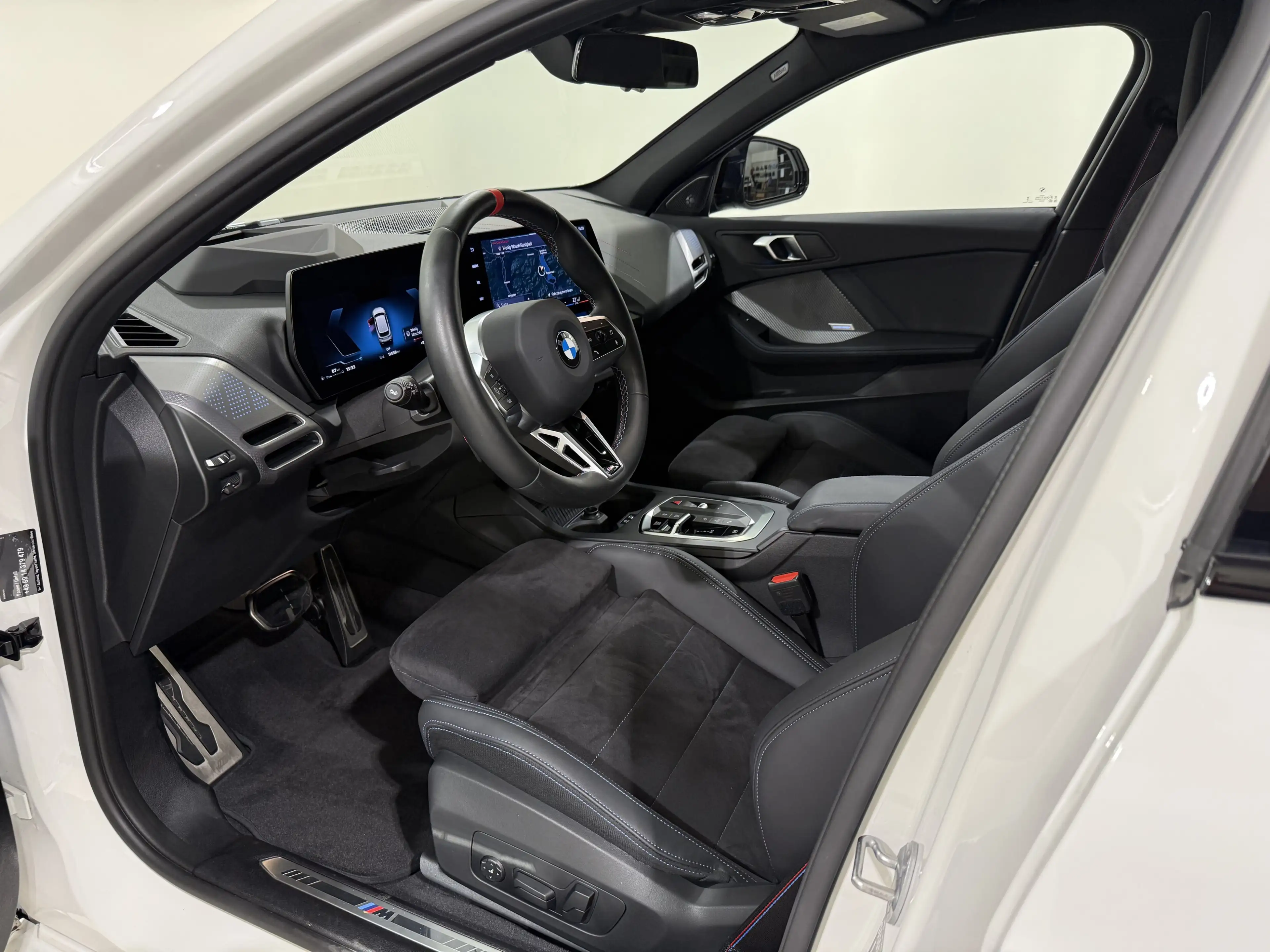 BMW 135 M135 xDrive Pro AHK M-Sitze ACC 360° HUD HK ALED — photo 9