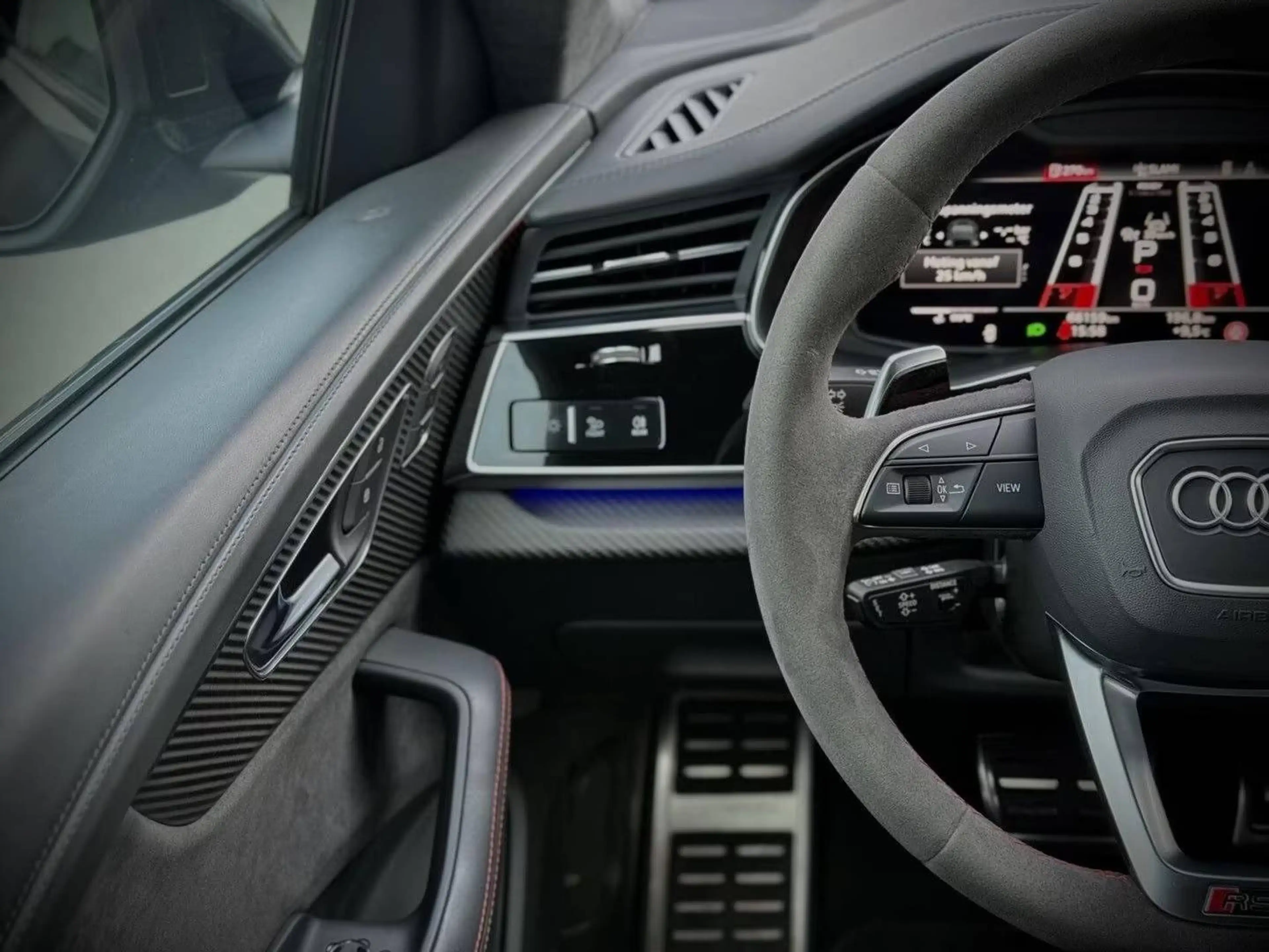 Audi RS RSQ8 4.0 TFSI RS Q8 quattro — photo 7