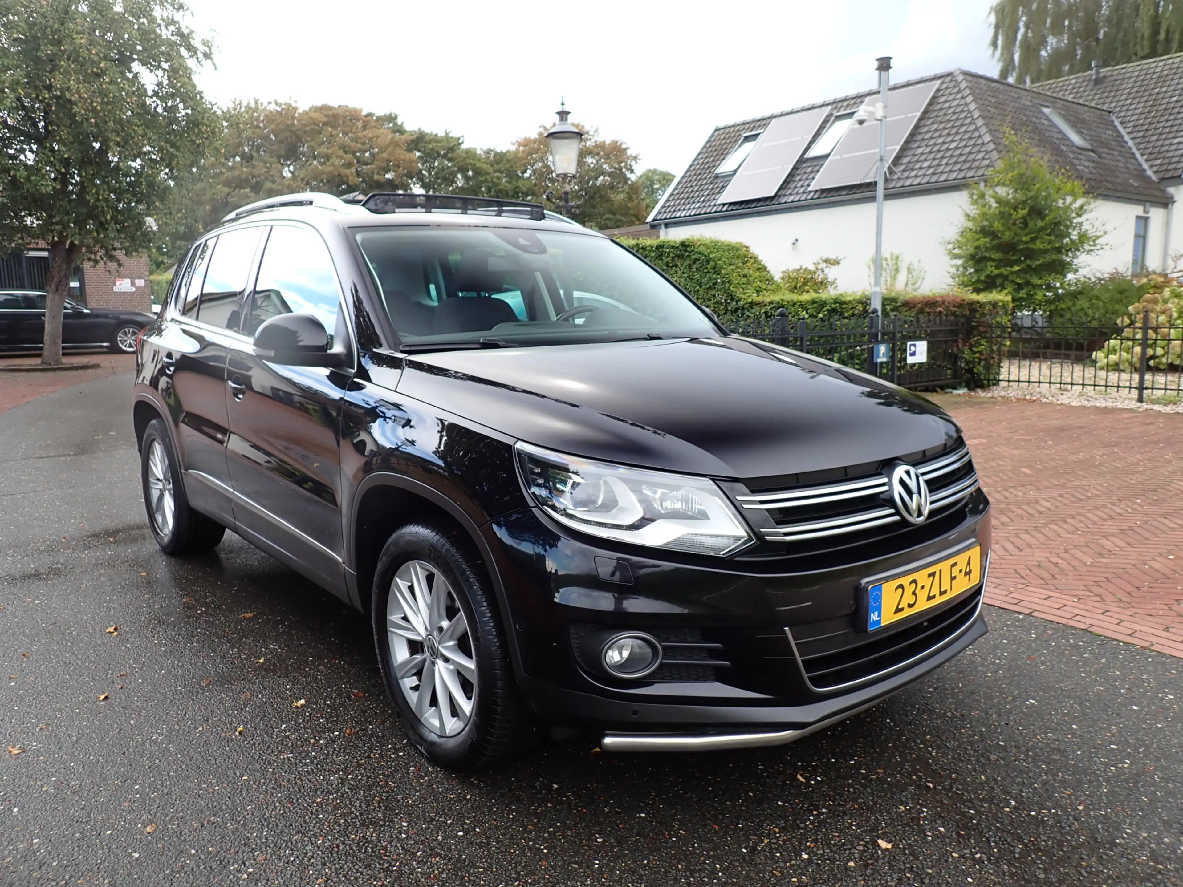 Volkswagen Tiguan 1.4 TSI Sport&Style / SCHUIFKANTEL-DAK / CRUISE / — photo 3