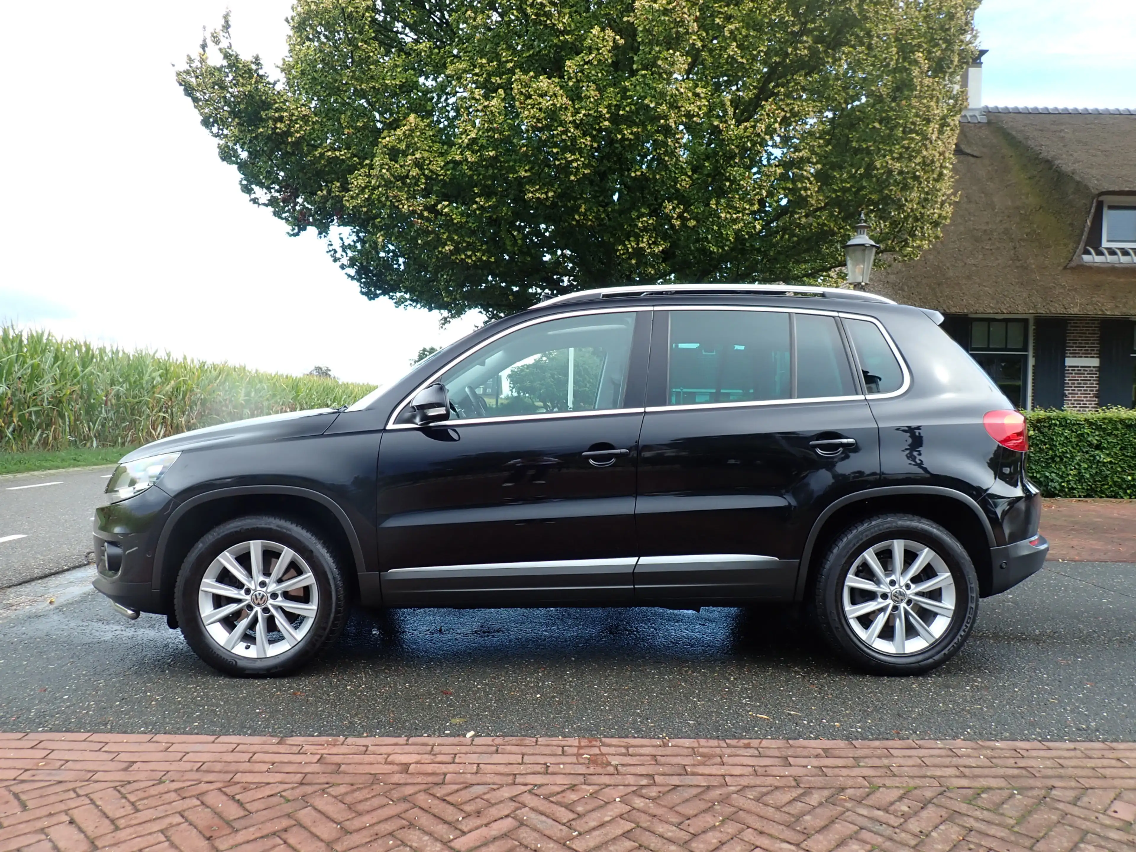 Volkswagen Tiguan 1.4 TSI Sport&Style / SCHUIFKANTEL-DAK / CRUISE / — photo 6