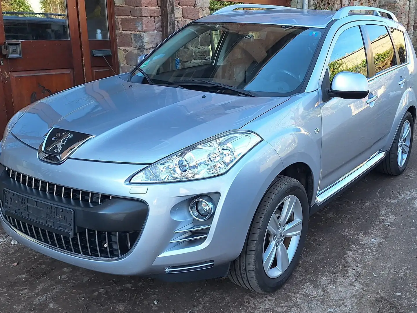 Peugeot 4007 HDI FAP 7-Sitzer Platinum Allrad 1 Hd Toptzstand Argintiu - 1