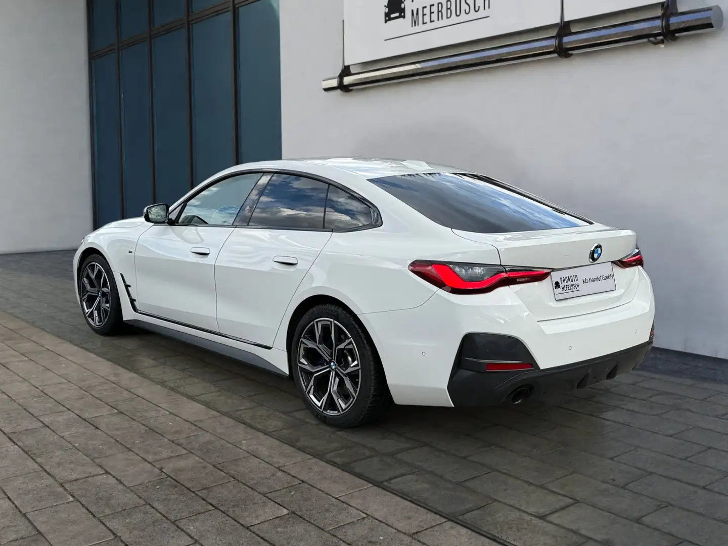 BMW 420 d Gran Coupe xDrive M Sport LASER/STNDHZNG/H&K Blanc - 2