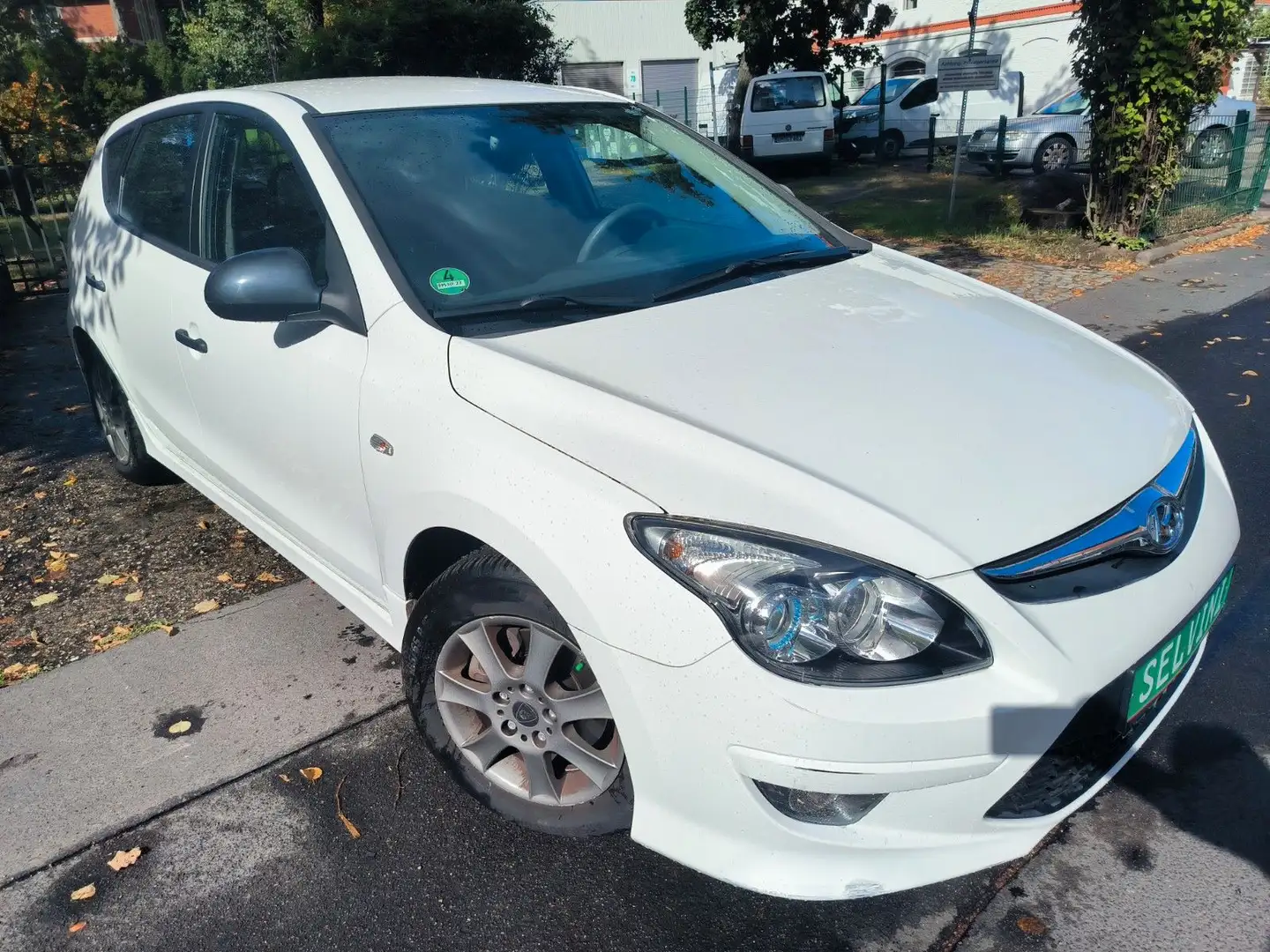 Hyundai i30 FIFA WM Edition-Klima-Allwetterreifen Weiß - 1