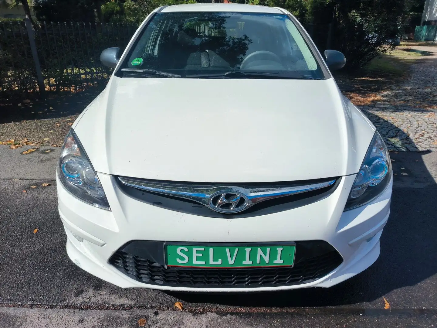 Hyundai i30 FIFA WM Edition-Klima-Allwetterreifen Weiß - 2