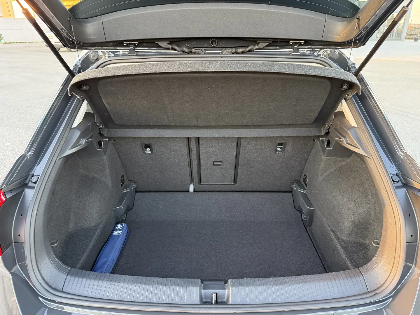 Volkswagen T-Roc T-Roc I 2017 1.0 tsi Style 115cv Gris - 1