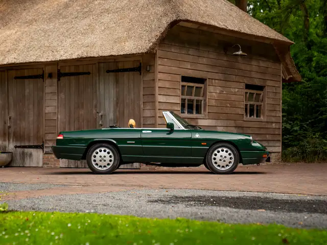 Alfa Romeo Spider 2.0