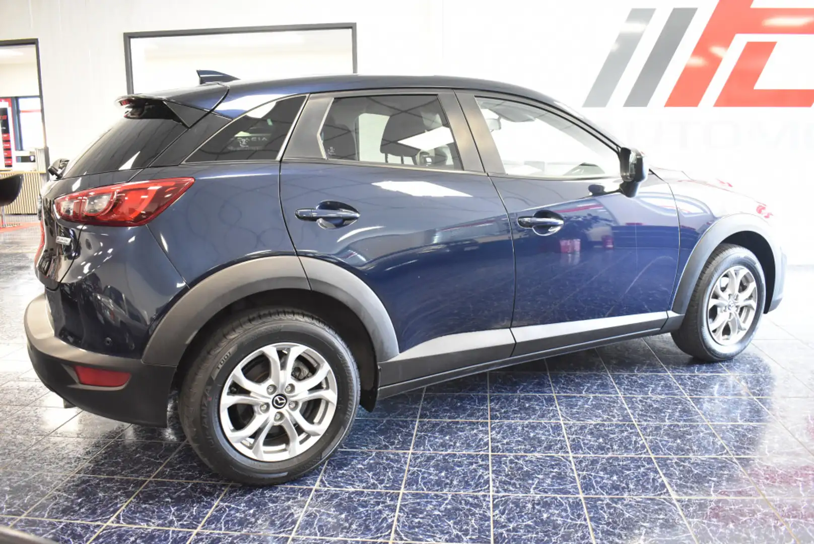 Mazda CX-3 2,0 Exclusive-Line AWD Navi LED PDC Tempo - 2