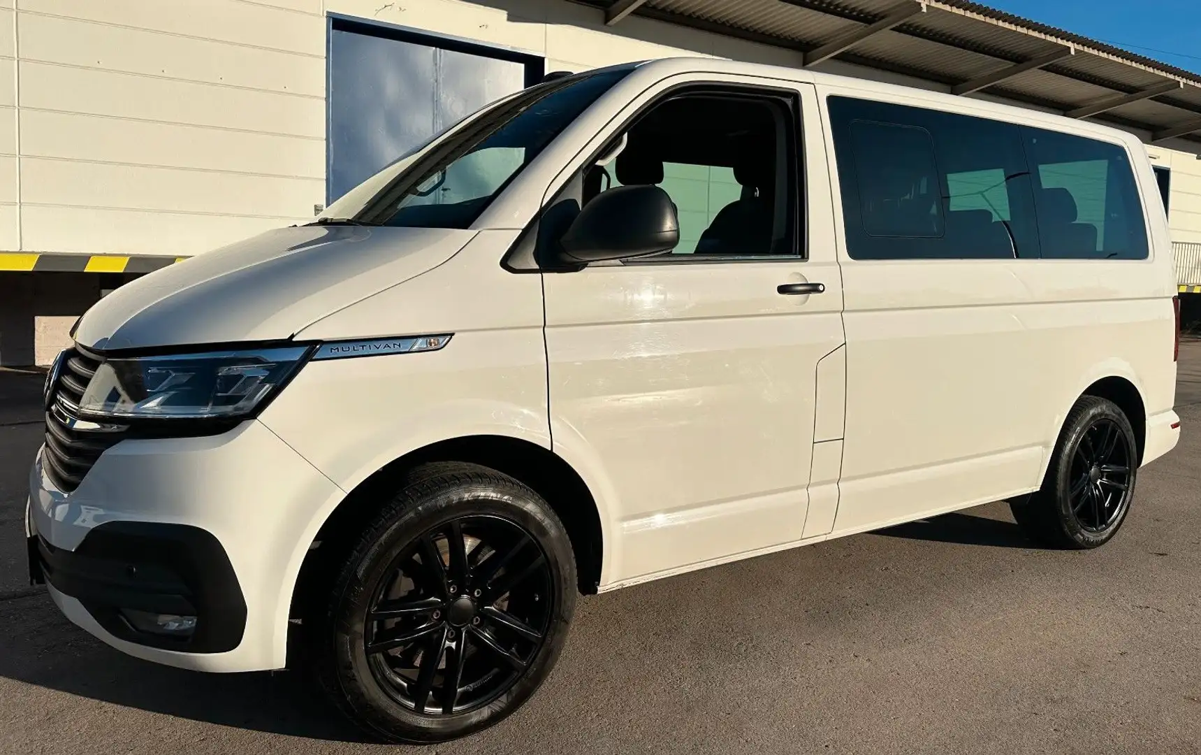 Volkswagen T6 Multivan T6.1 Multivan*4MOTION*DSG*AHK*LED*7-SITZ*KAMERA* Fehér - 1