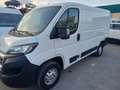 Peugeot Boxer Furgón 2.2BlueHDI 333 L2H1 S&S 140 Weiß - thumbnail 4
