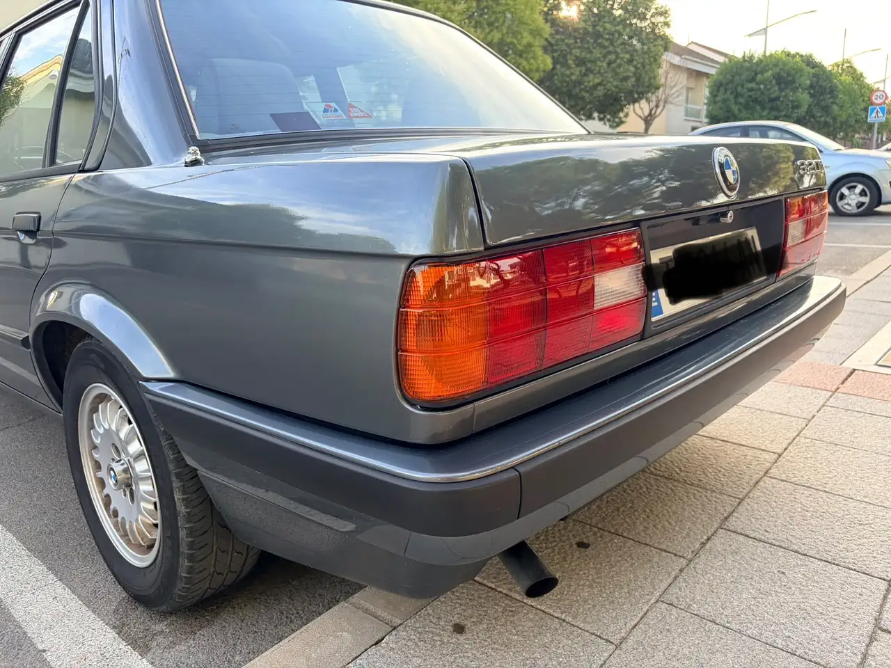BMW 320i Touring, foto 9