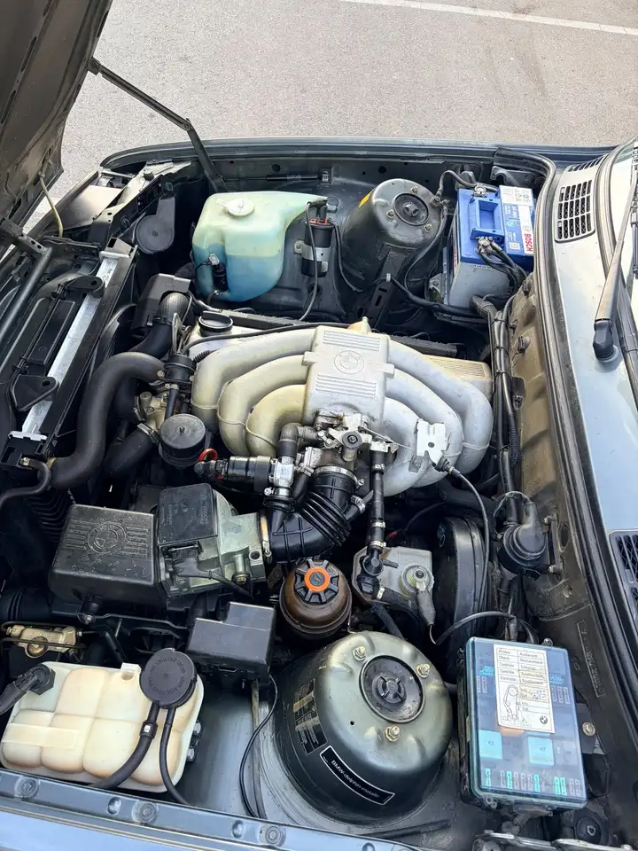 BMW 320i Touring, foto 12