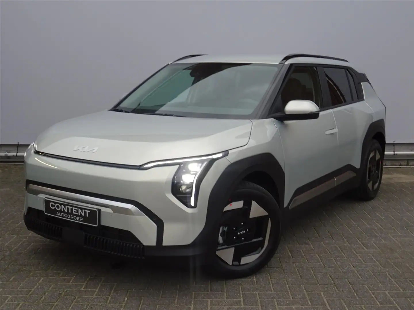 Kia EV3 81,4 kWh 204pk Plus | Op Voorraad | 605 km Actiera Gris - 2