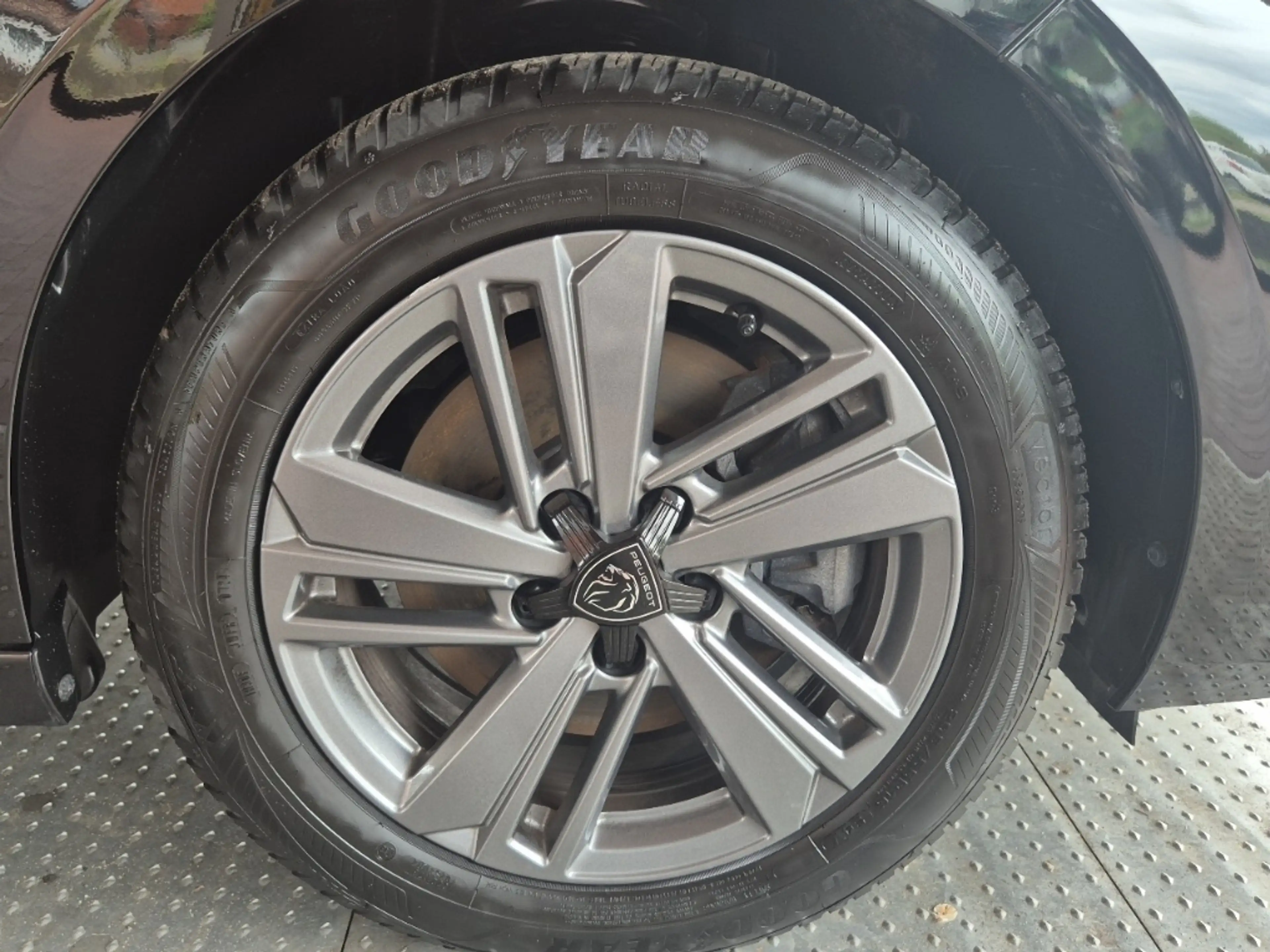 Peugeot 308 SW Allure 1.2 130  SHZ Navi Kamera PDC v+h — photo 11