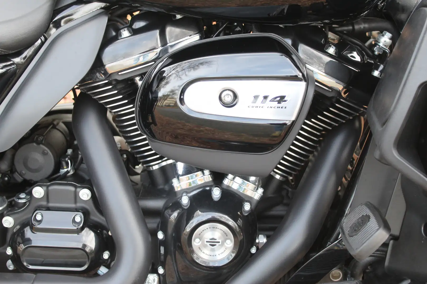 Harley-Davidson Ultra Limited Zwart - 2