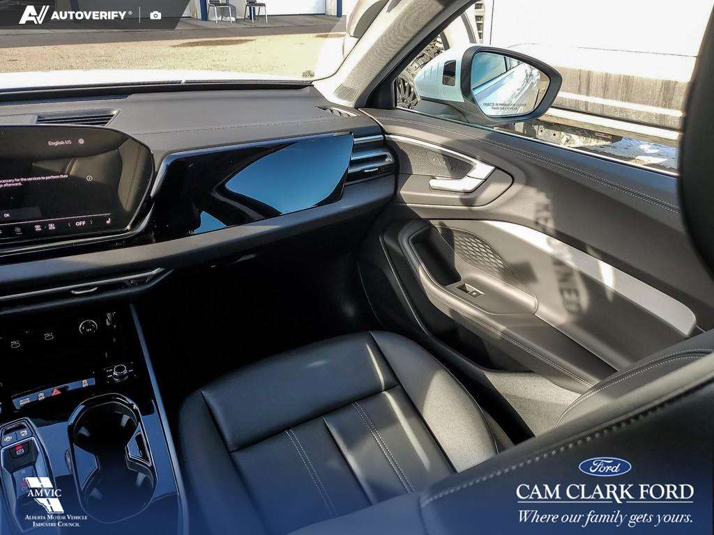 2025 Audi A5 2.0T Ultra-low-km Audi A5 with heated leather, hea thumb 24