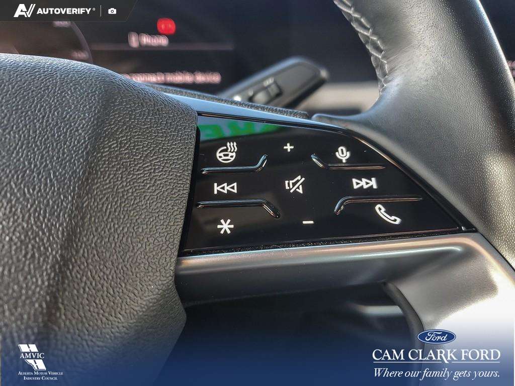 2025 Audi A5 2.0T Ultra-low-km Audi A5 with heated leather, hea thumb 15