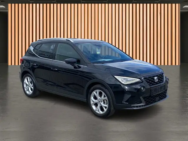 SEAT Arona view 4