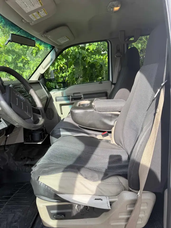 Ford F 350 photo Ford F 350