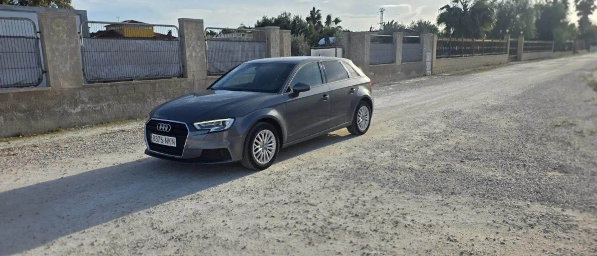 Audi A3 Sportback 1.0 TFSI 85kW Gris - 1