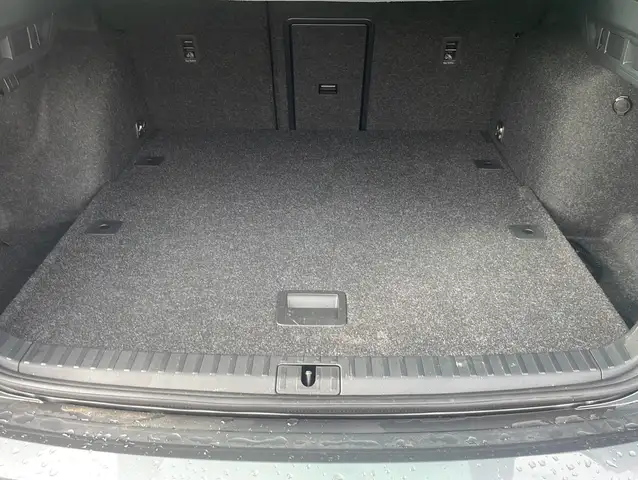 Skoda Octavia view 12