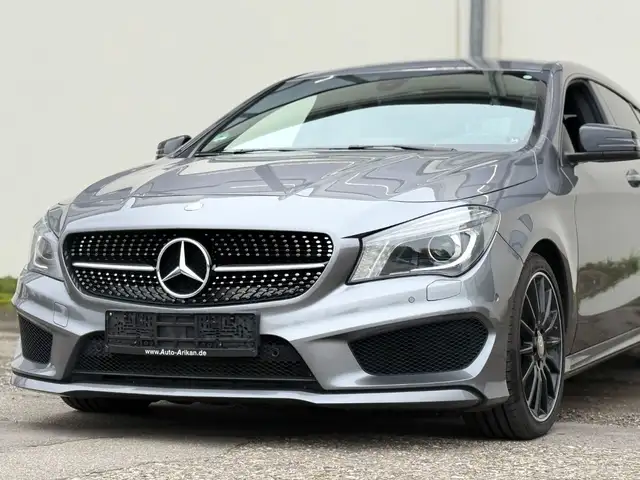 Mercedes-Benz CLA 220 Amg-Line