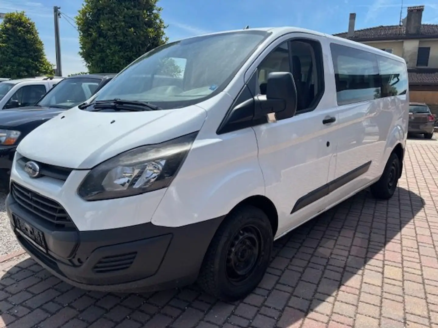 Ford Transit Bus L2H1 BUS 9 POSTI 100cv Blanco - 1
