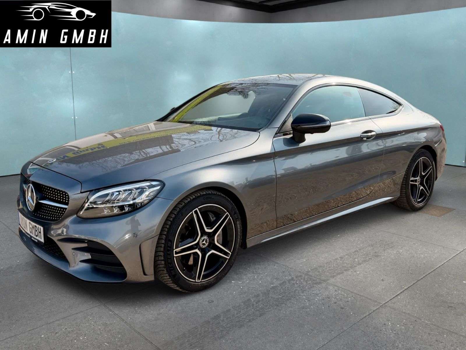 Second hand Mercedes Benz C-Class 300