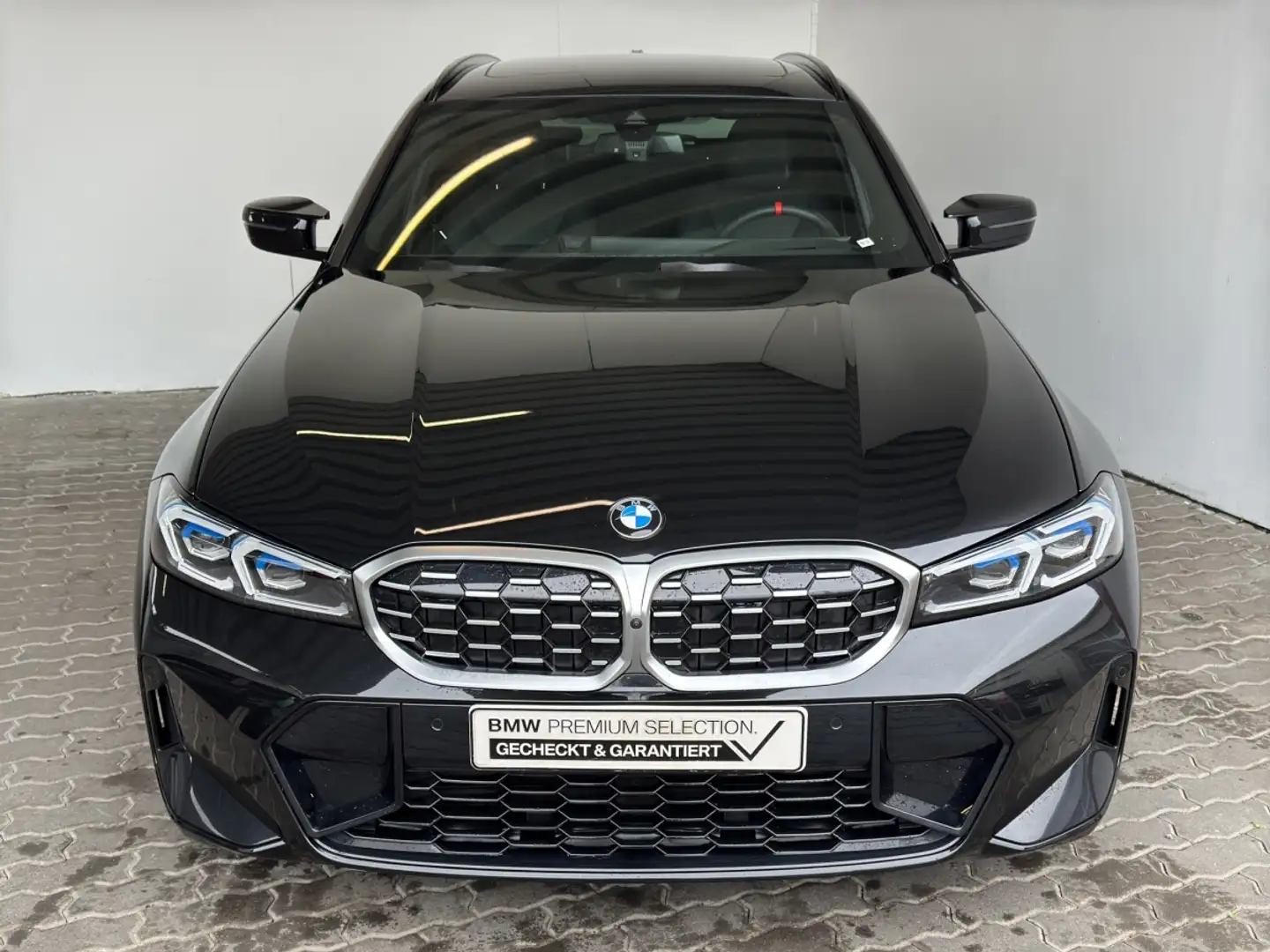 BMW 340 MiA xDrive Tour. M Paket LiveCock.LED.AHK.GSD Schwarz - 1