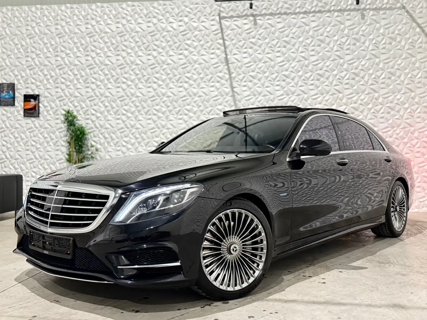 Mercedes-Benz S 500 Long Plug-In Hybrid AMG Line / Executive / Massage Noir - 1