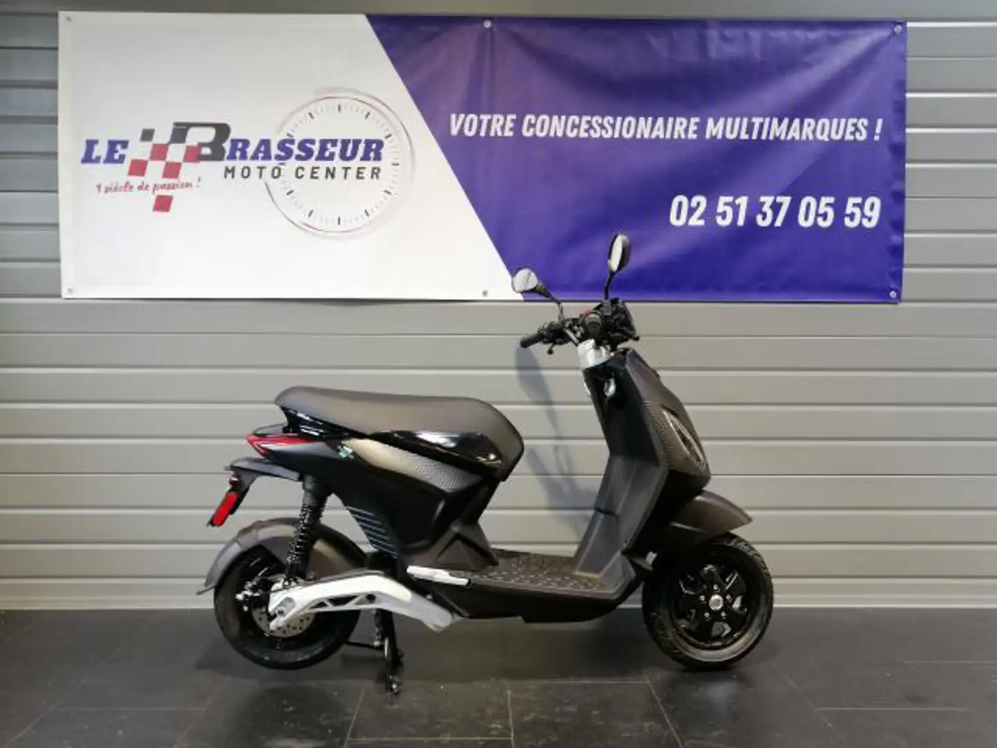Piaggio Nero - 1