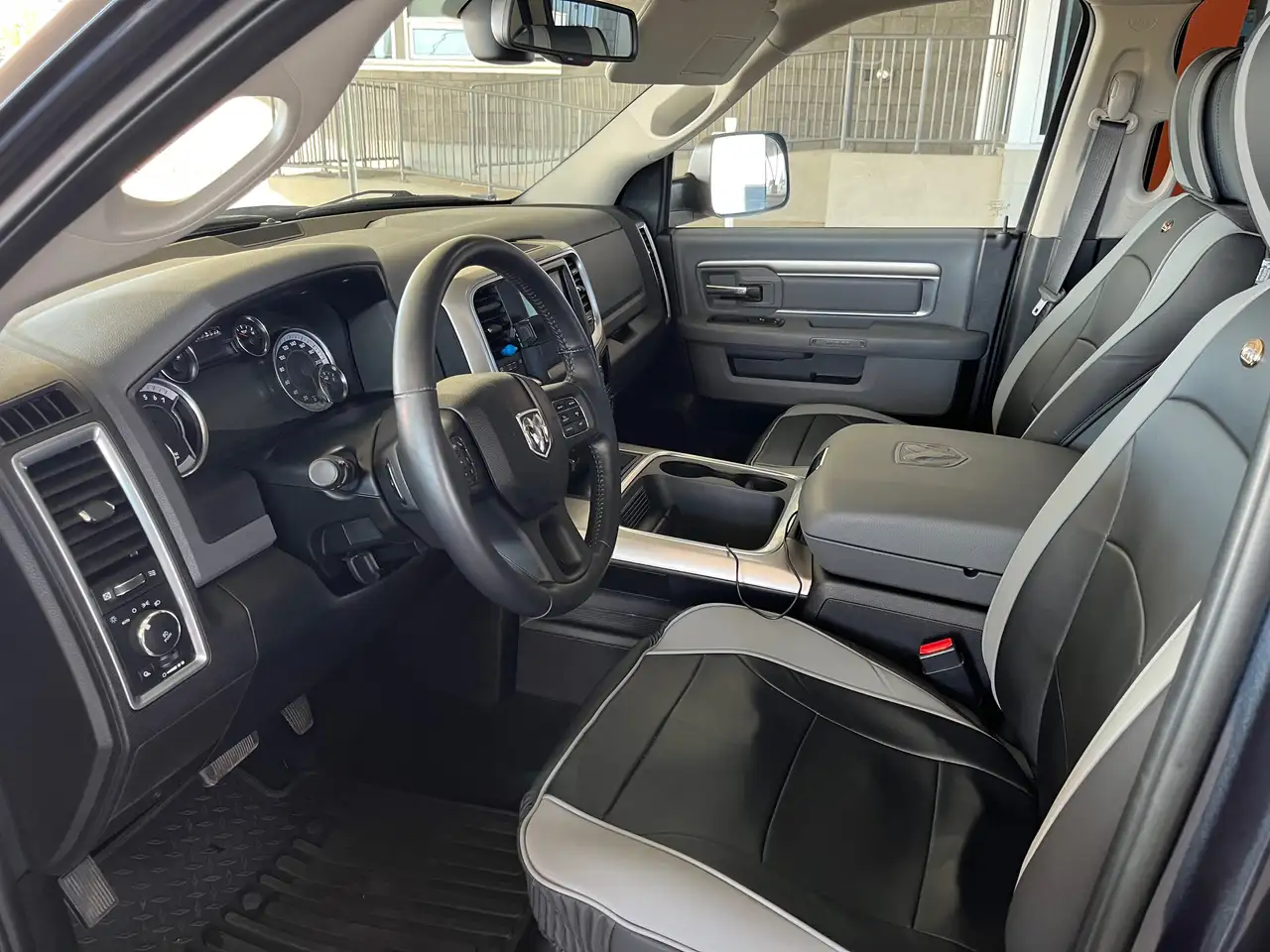 RAM 1500 photo RAM 1500