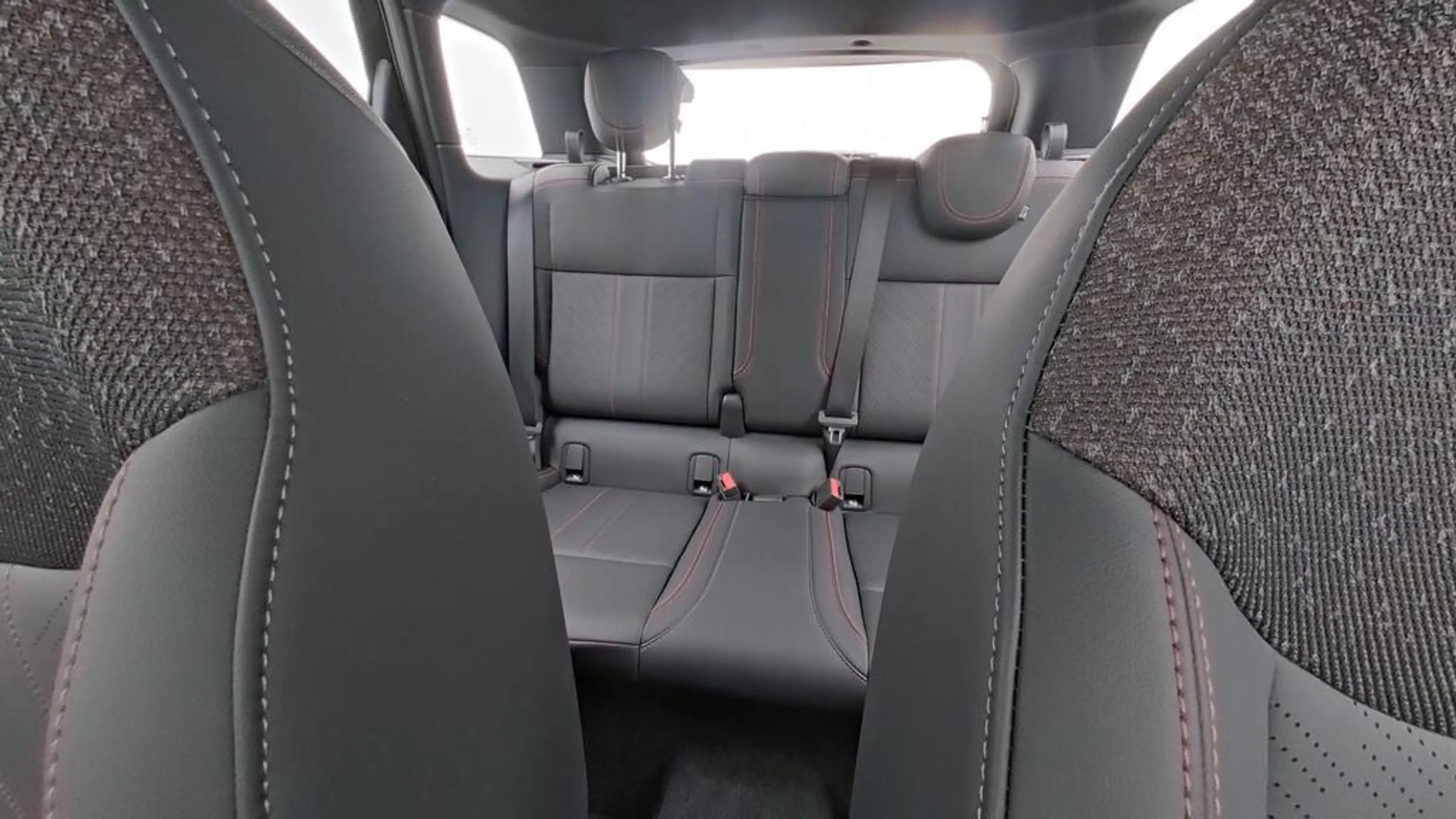 MINI Aceman John Cooper Works Trim — photo 25