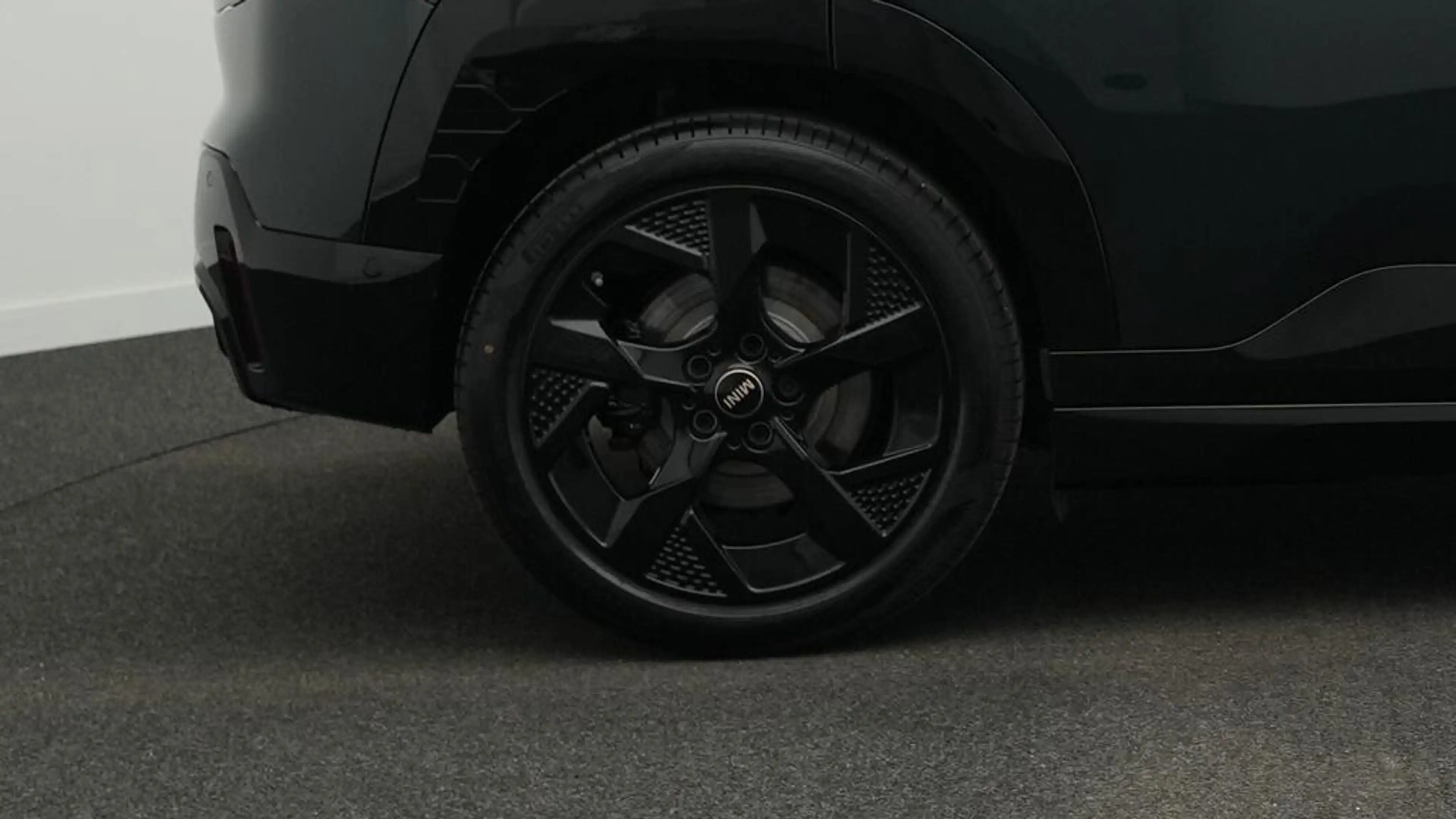 MINI Aceman John Cooper Works Trim — photo 11