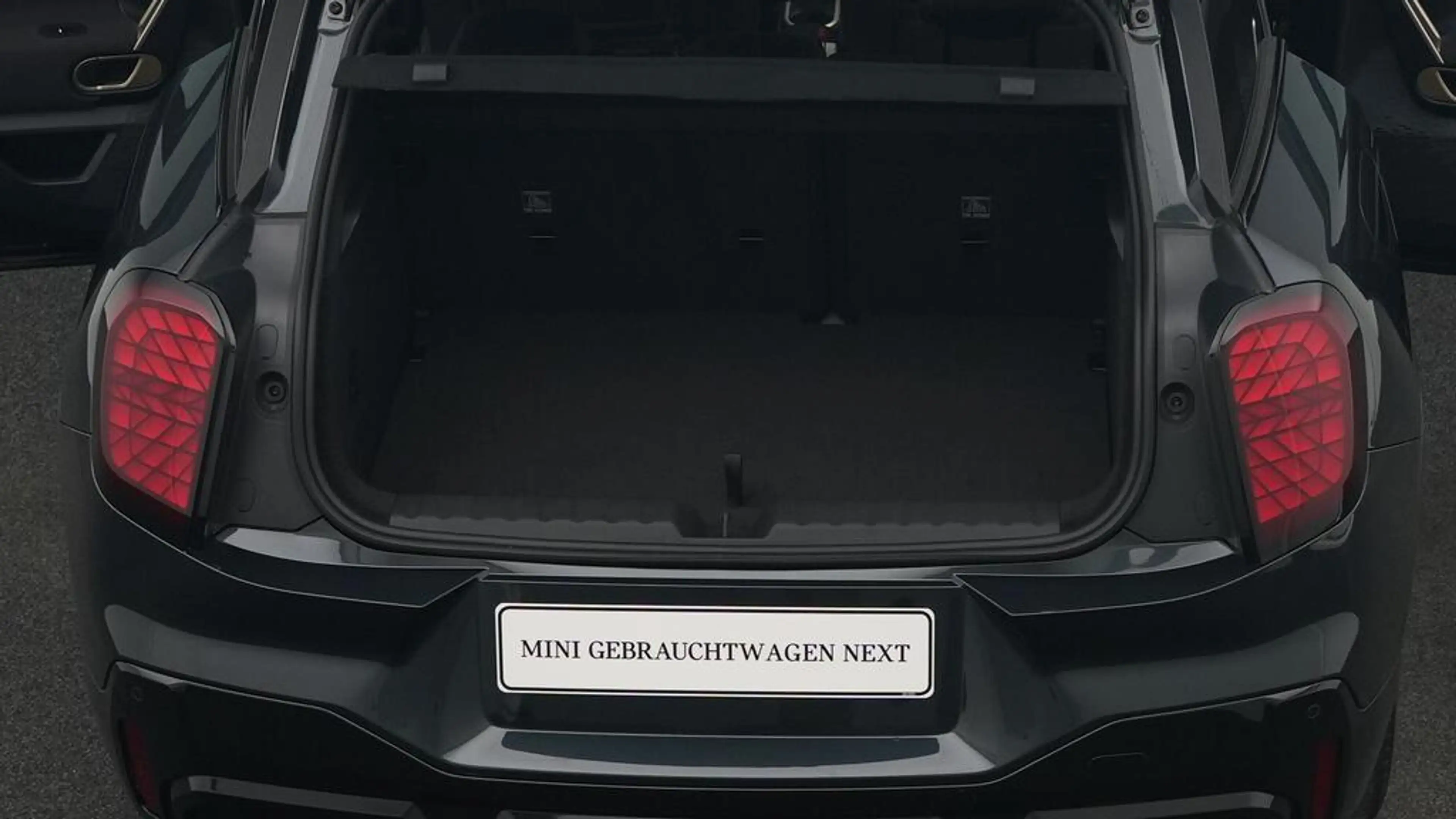 MINI Aceman John Cooper Works Trim — photo 24