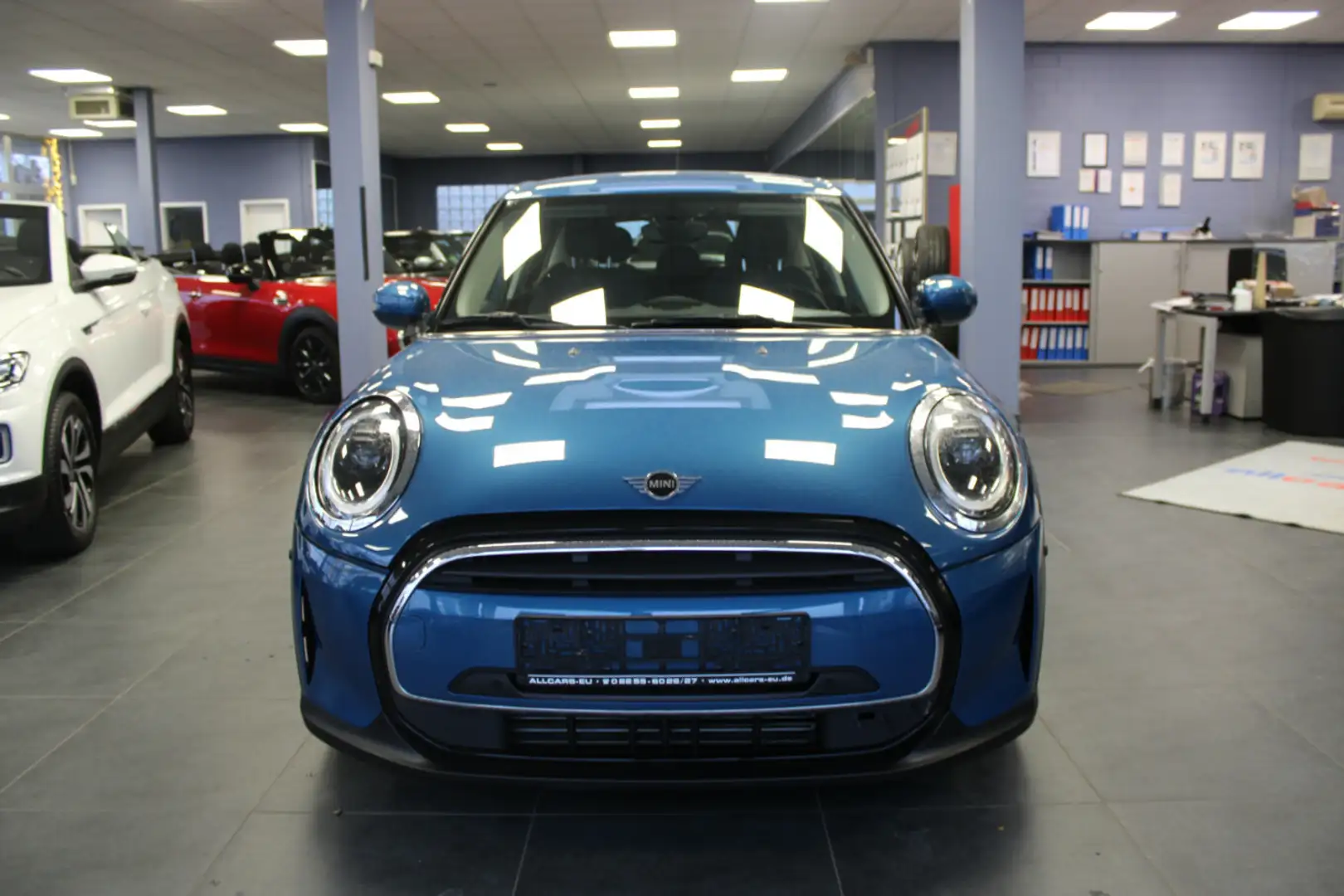 MINI One Classic Trim - 5-Türig - Navi - Blau - 2