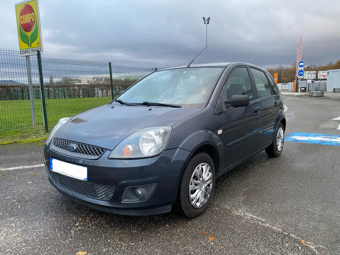 Ford Fiesta Fiesta 1.4 TDCi 68 Titanium - 1