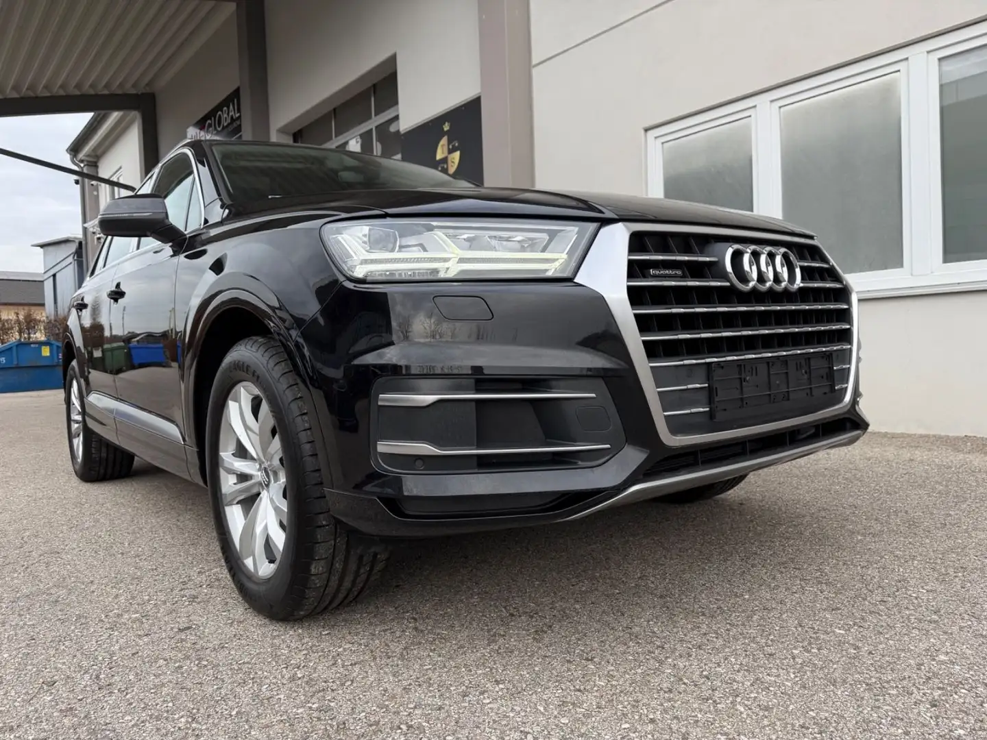 Audi Q7 3.0 TFSI quattro*MY2018* Schwarz - 2