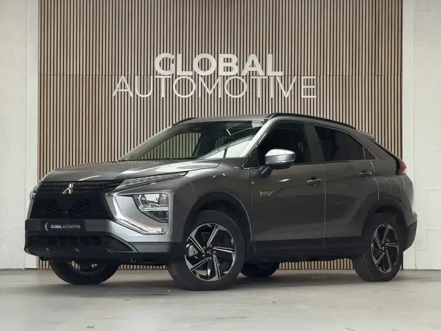 Mitsubishi Eclipse Cross 2.4 PHEV Intense - CAMERA - DEALER ONDERHOUDEN - S