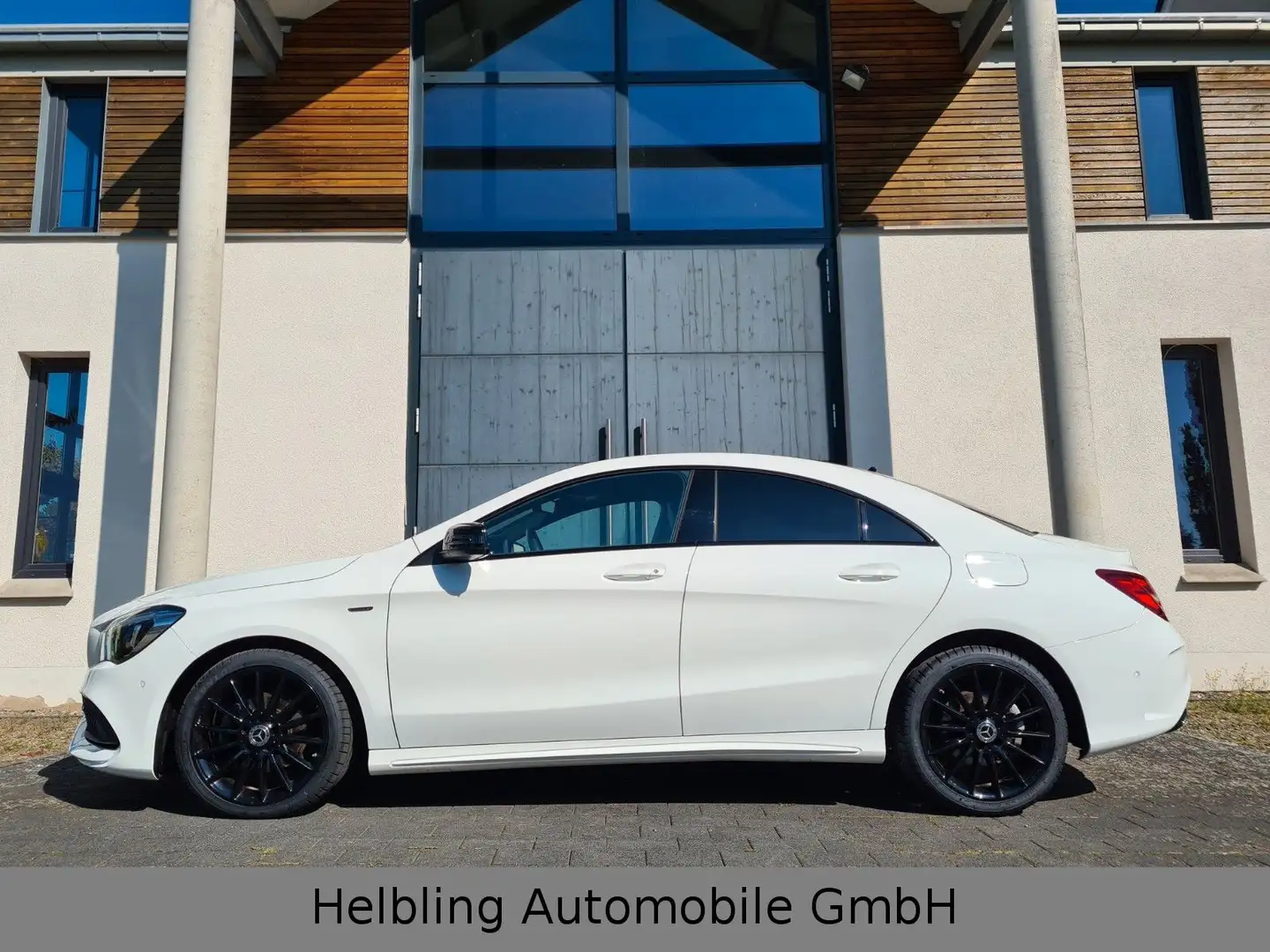 Mercedes-Benz CLA 180 CLA EDITION AMG LEDER LED Schalter Weiß - 2