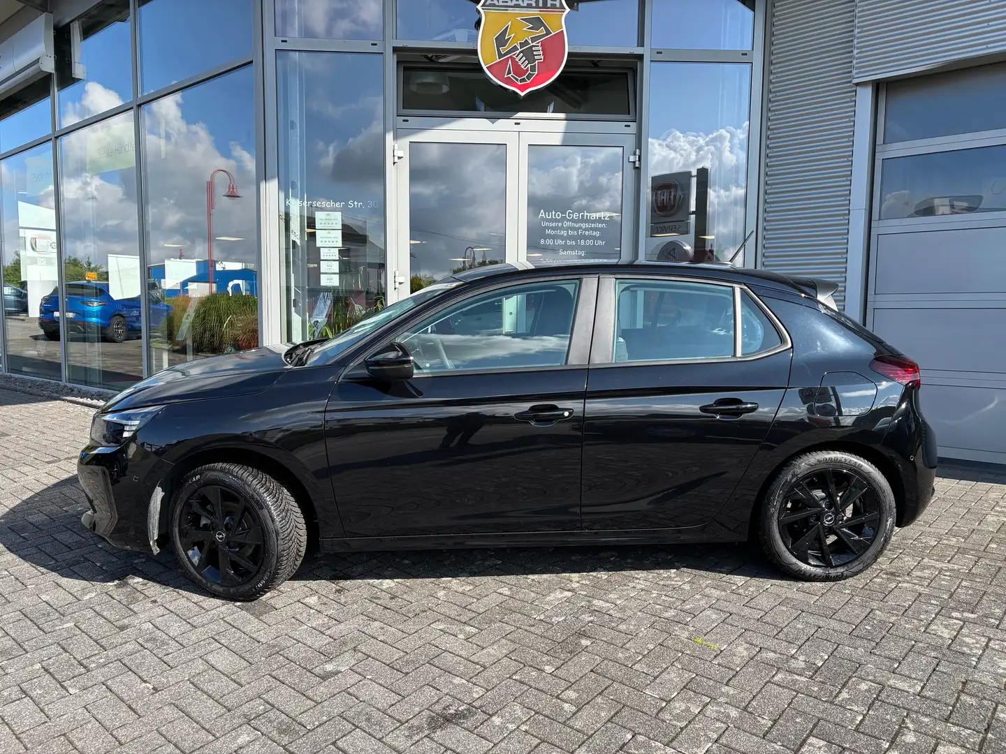 Opel Corsa 1.2 Sitzheizung/Klimaanlage/Einparkhile mit Kamera Zwart - 2