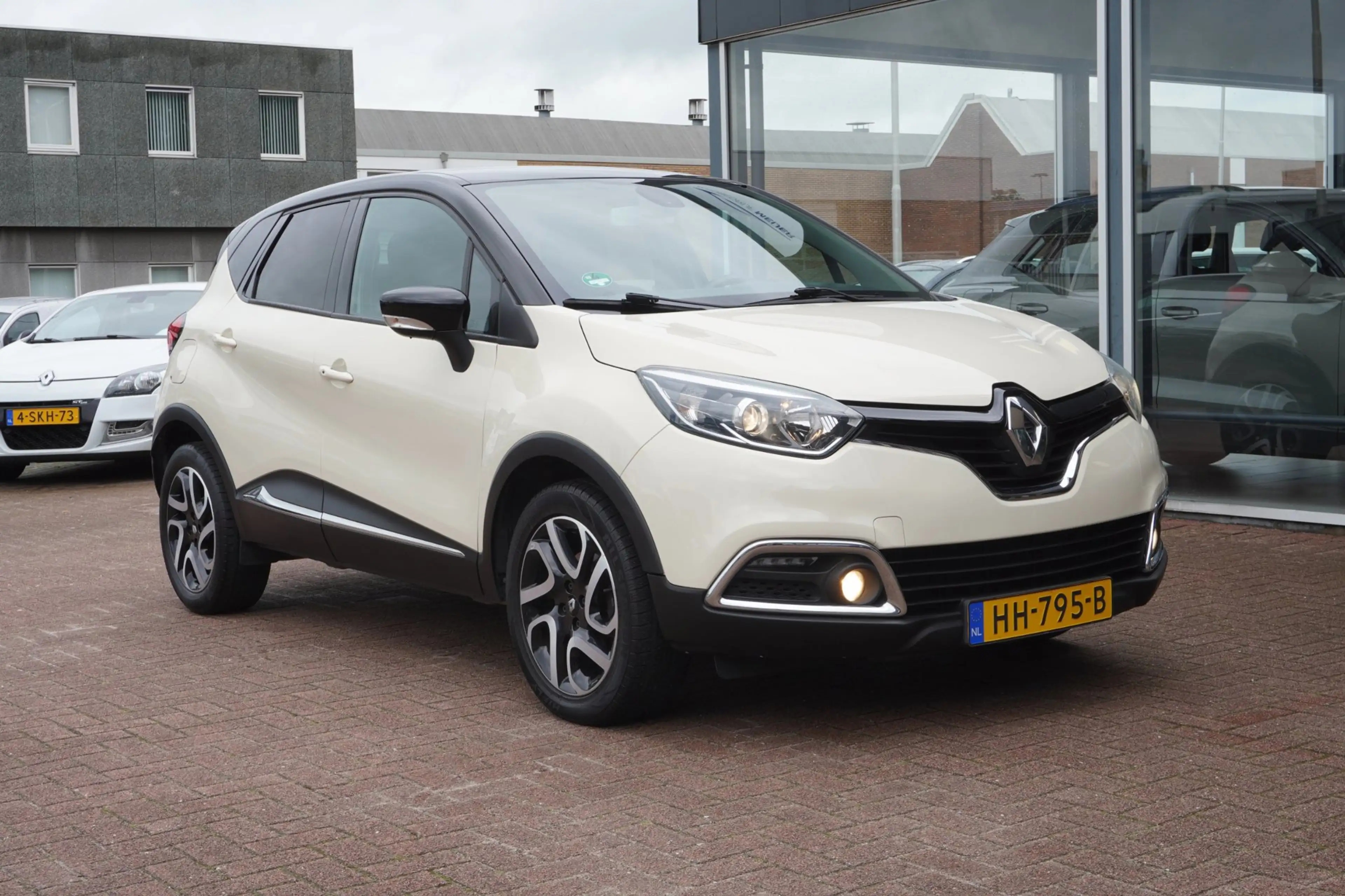 Renault Captur 1.2 TCe Dynamique| Automaat | Navigatie | Airco | — photo 10