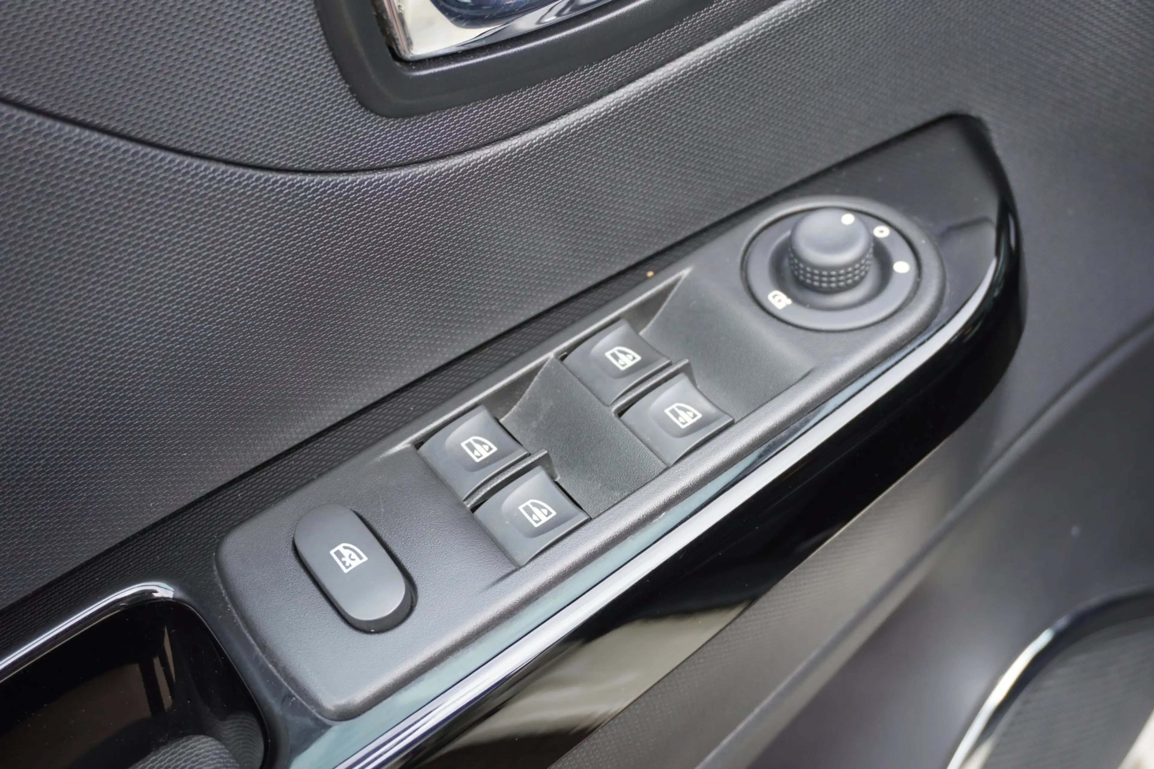 Renault Captur 1.2 TCe Dynamique| Automaat | Navigatie | Airco | — photo 14